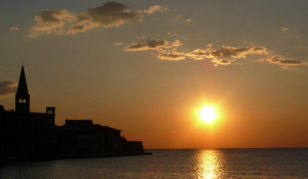 Захід сонця в Поречі, Хорватія