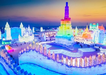 Китай: фестиваль крижаної архітектури