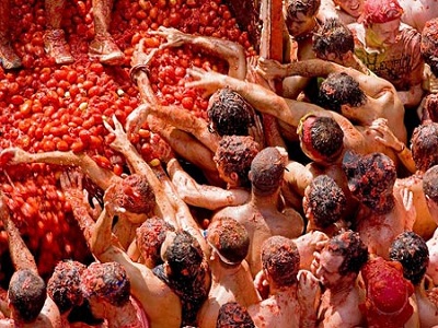 Свято la Tomatina відзначила Іспанія