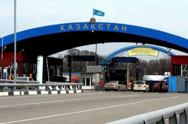 Умови в'їзду та перебування для росіян посилив Казахстан