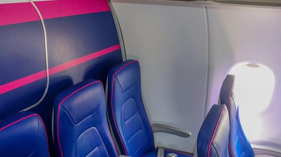 Яке місце в літаку найкраще