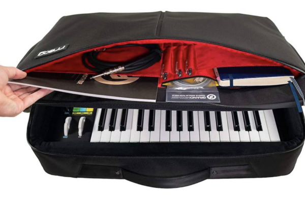 Выбираем клавишные и кейс