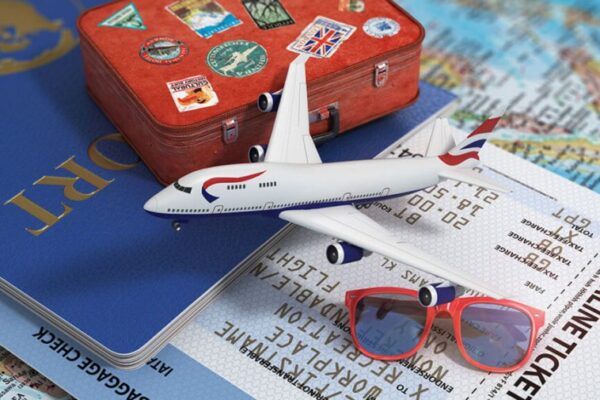 Стрімко дорожчають авіаквитки в Європі через вторгнення РФ в Україну