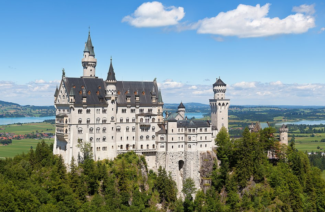 Нойшванштайн