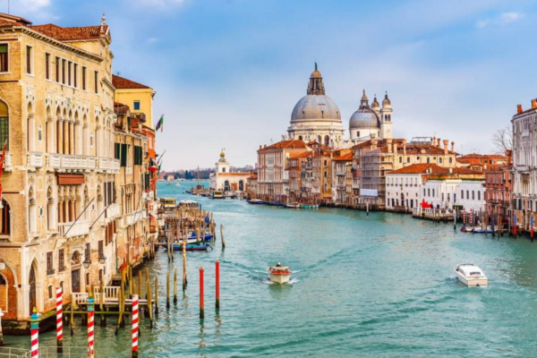 Венеція