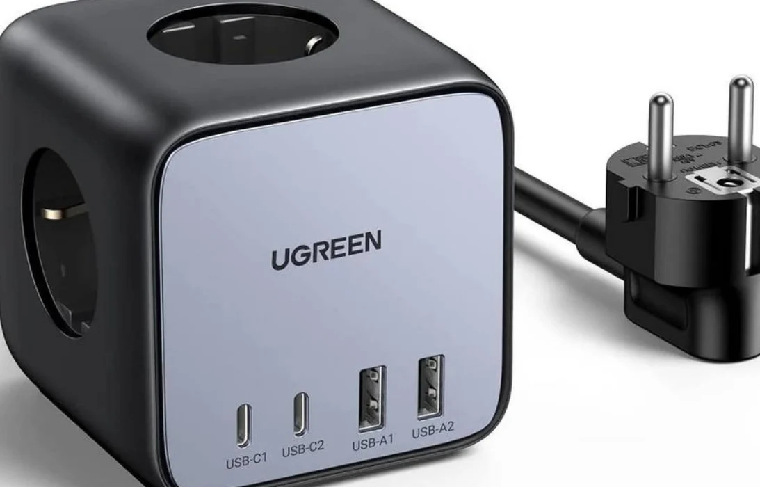 зарядний пристрій UGREEN