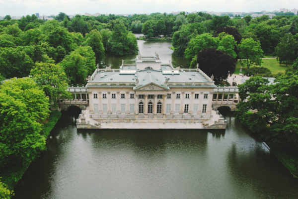 Варшава: практичні поради та неочевидні туристичні локації для українців