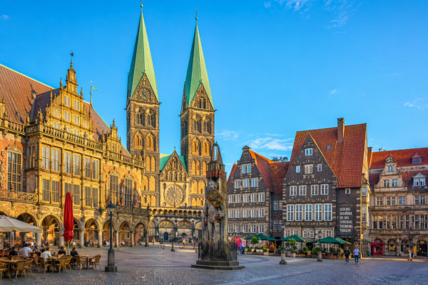 Бремен — казкове німецьке місто з ринковою площею і старими вулицями