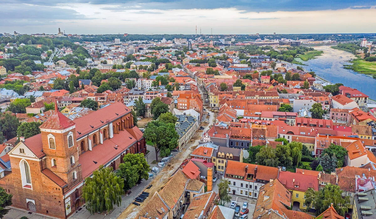 Каунас, Литва — місто міжвоєнного модернізму